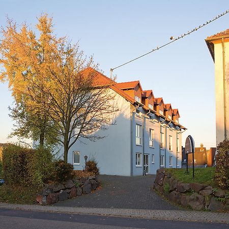 Central Inn Hotel Garni Eppelborn المظهر الخارجي الصورة